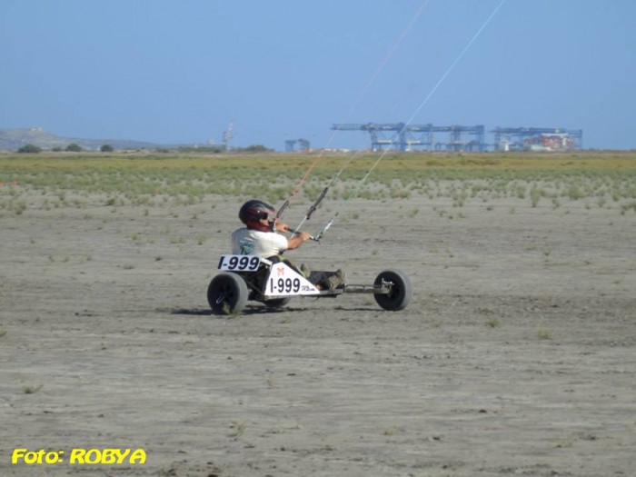 crab-buggy-race-2.jpg